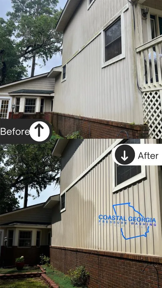 picture of a house with siding before and after washing