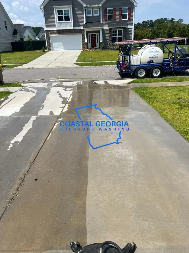 pressure washing a driveway in Savannah, GA